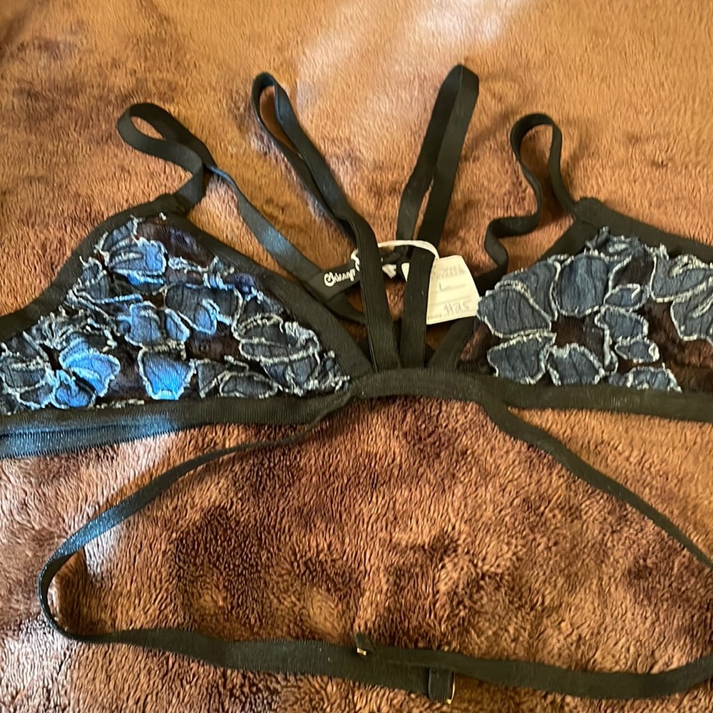 🔥Sale🔥..Cute blue jean bralette..NWT